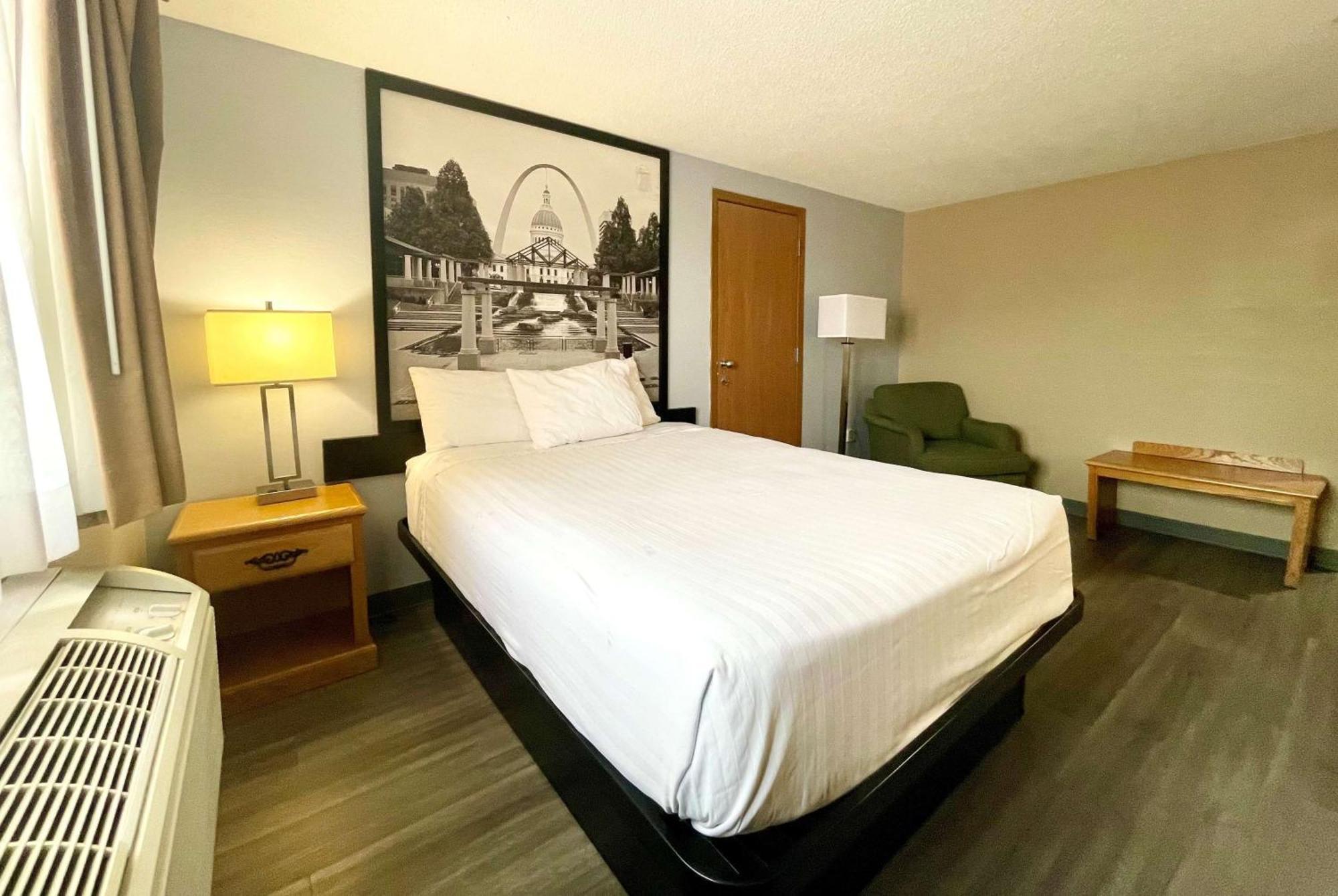 Super 8 By Wyndham St. Clair Mo Hotel Saint Clair Eksteriør billede